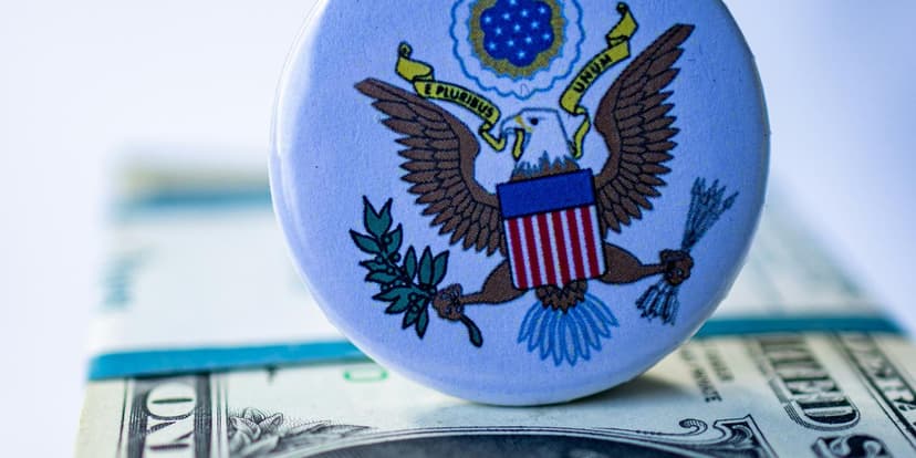 Bitcoin Breaks $84,450 Support as USD Rally Drags GBP/USD Below 1.3800