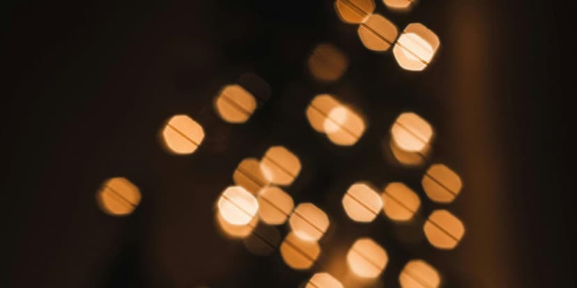 Gold Jumps After Fed 25bp Cut; XAU/USD Eyes $4,300 Close